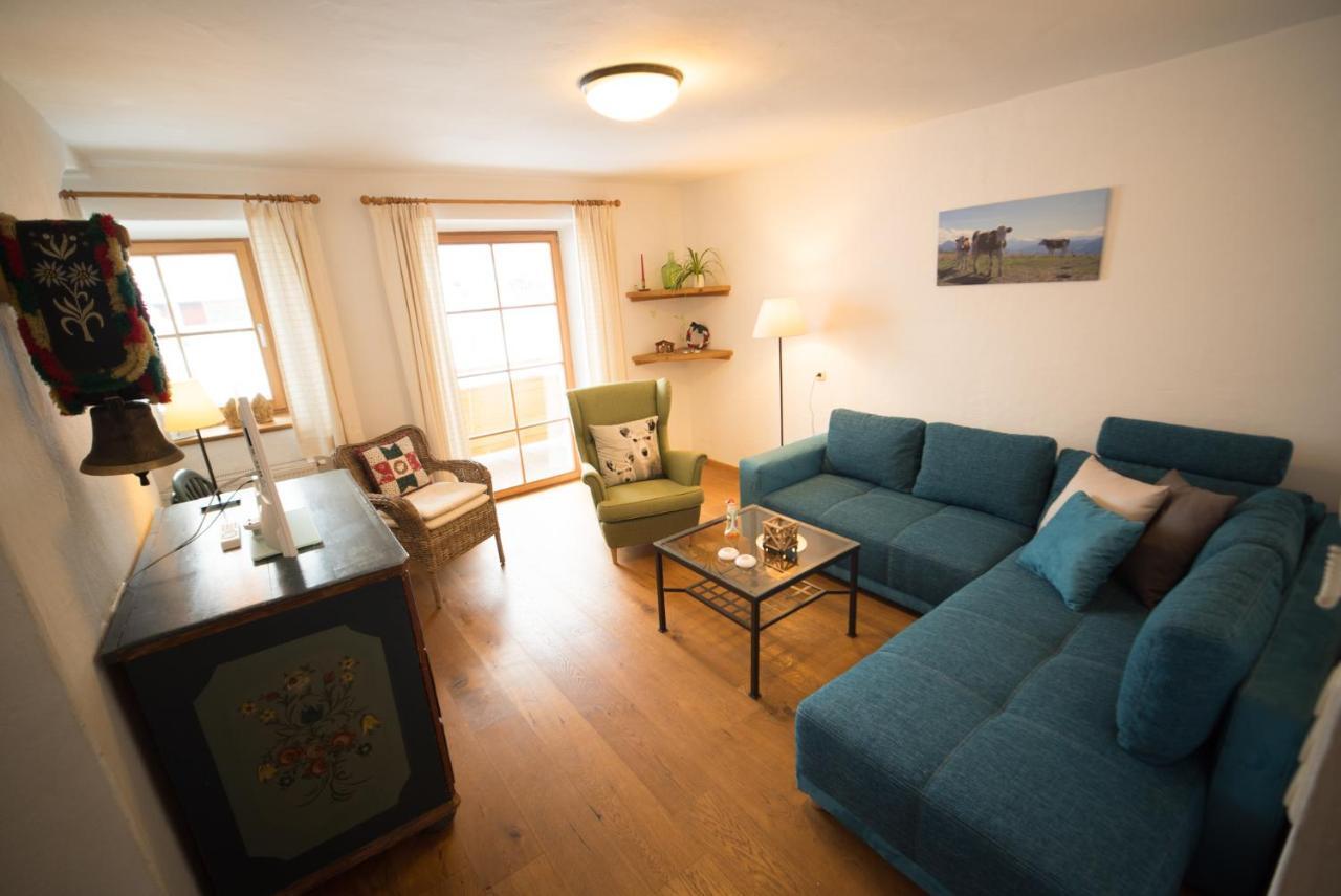 Ferienwohnung Huberhof Oberndorf in Tirol Luaran gambar